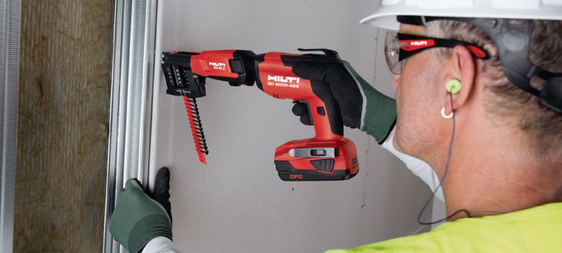 Visseuse plaquiste sans fil SD 5000-A22 02 Visseuse pour plaquiste sans fil 22 V avec 5 000 tours/min pour la suspension de cloisons sèches, de panneaux de bois et de doublage extérieur Applications 1