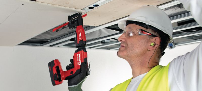Visseuse plaquiste sans fil SD 5000-A22 02 Visseuse pour plaquiste sans fil 22 V avec 5 000 tours/min pour la suspension de cloisons sèches, de panneaux de bois et de doublage extérieur Applications 1